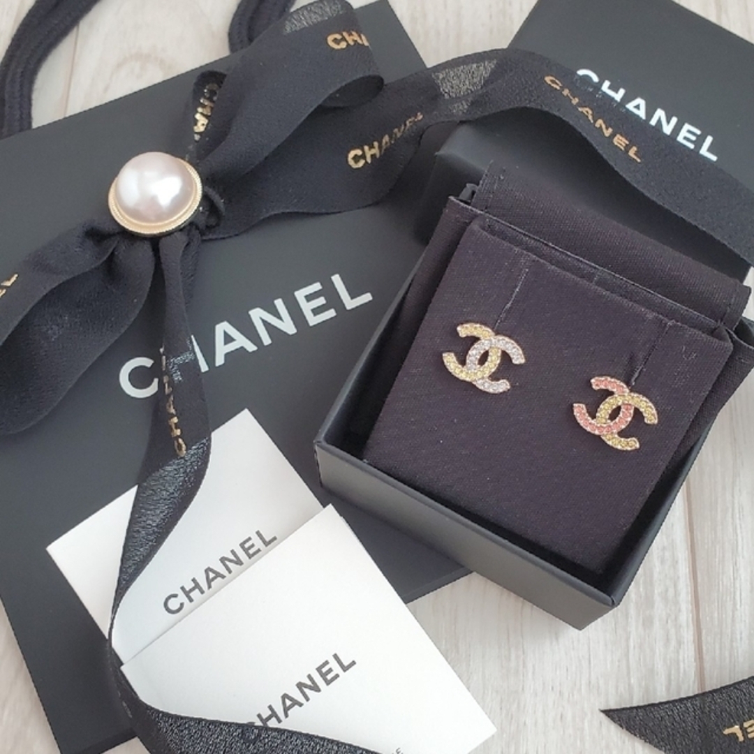 【正規品】シャネル マルチカラー　ピアス CHANEL