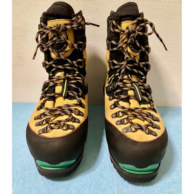 美品 スポルティバ 登山靴 ネパール EVO GTX EU 40 25.5cm-