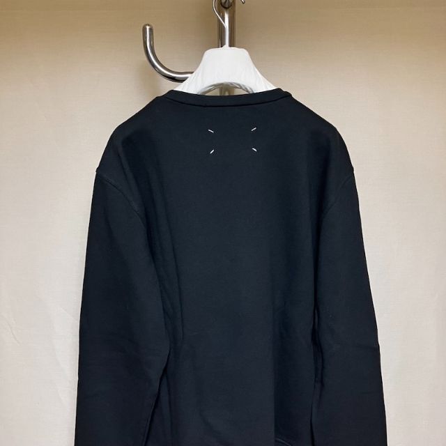 Maison Martin Margiela(マルタンマルジェラ)の新品 52 マルジェラ 20aw 反転ロゴ スウェット 黒黒 4255 メンズのトップス(スウェット)の商品写真