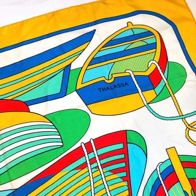 【希少】HERMES 大判スカーフ カレ90 マルチカラー ボート柄 シルク 【希少】HERMES 大判スカーフ カレ90 マルチカラー ボート柄 シルク