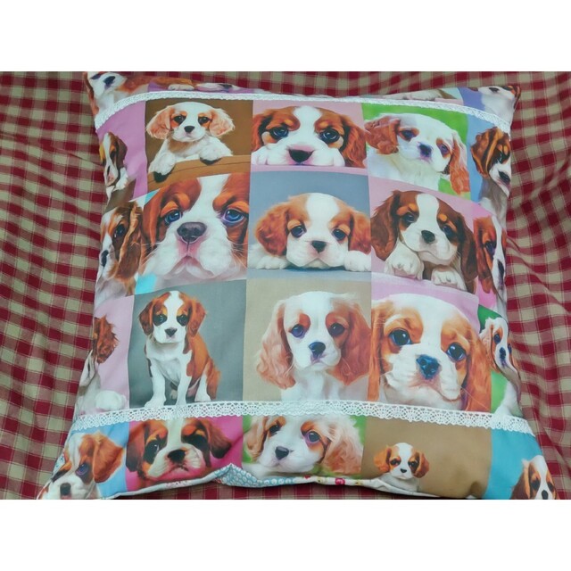 SOLD OUT　キャバリア　犬柄　クッションカバー　45×45　ハンドメイド