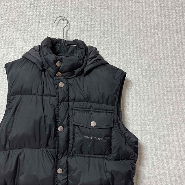 carhartt(カーハート)のカーハート ダウンベスト メンズのジャケット/アウター(ダウンベスト)の商品写真