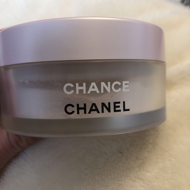 CHANEL(シャネル)のシャネル　チャンスオータンドゥル　フレグランスパウダー コスメ/美容のボディケア(その他)の商品写真