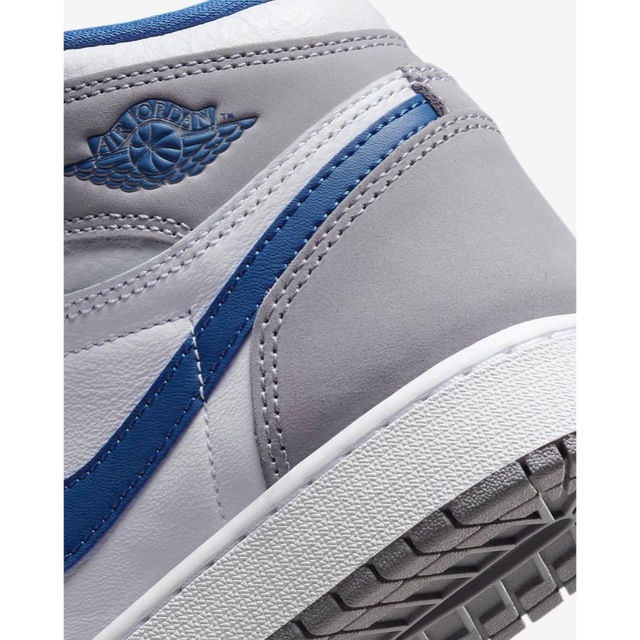 NIKE(ナイキ)のNike GS Air Jordan 1 OG "True Blue" 24.0 レディースの靴/シューズ(スニーカー)の商品写真