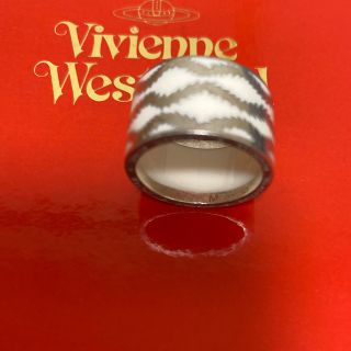 ヴィヴィアン(Vivienne Westwood) リング(指輪)(ホワイト/白色系)の