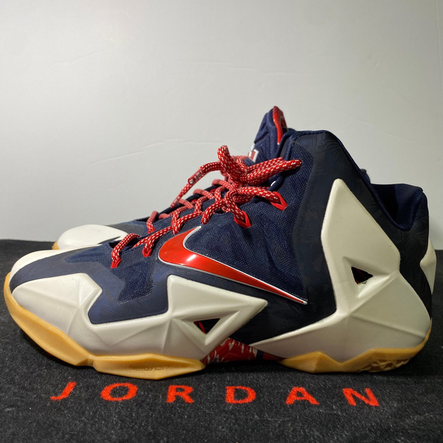 NIKE LEBRON XI ナイキ レブロン11 インディペンデンスデイ