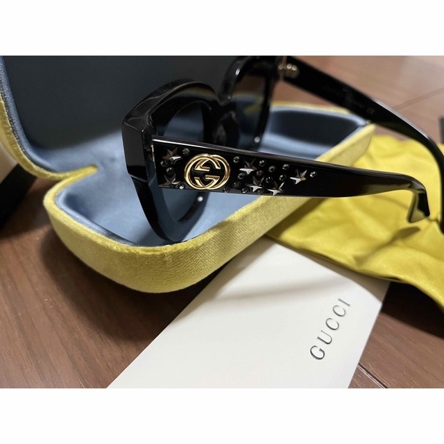 GUCCI - GUCCI スタッズ サングラス 星の通販 by ♡|グッチなら GUCCI - GUCCI スタッズ サングラス 星の通販 by ♡|グッチなら