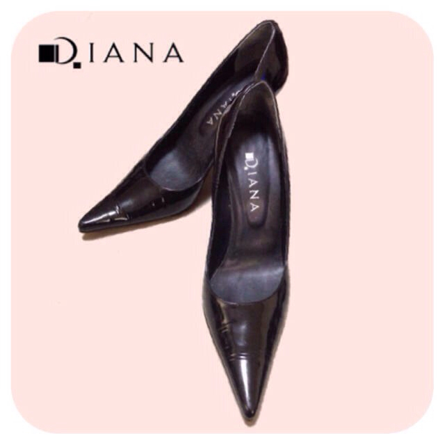 DIANA(ダイアナ)のDIANA❃エナメルパンプス レディースの靴/シューズ(ハイヒール/パンプス)の商品写真