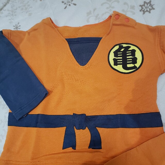 ドラゴンボール(ドラゴンボール)のドラゴンボール　90センチ　パジャマ キッズ/ベビー/マタニティのキッズ服男の子用(90cm~)(パジャマ)の商品写真