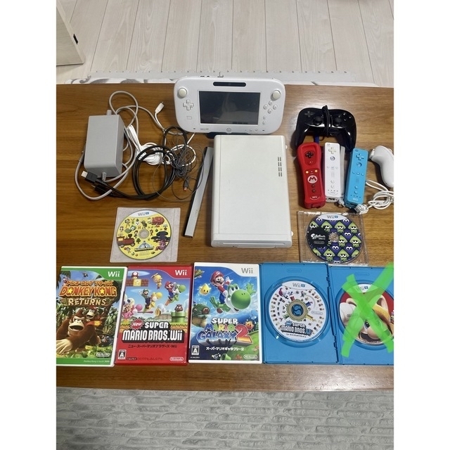 wiiU 本体 一式　ソフト複数家庭用ゲーム機本体