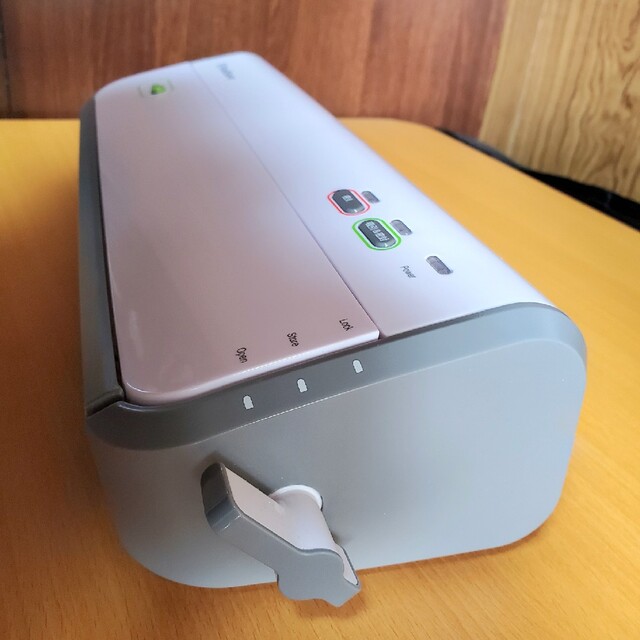 FoodSaver 真空パック機 FM2110 本体+一部付属品