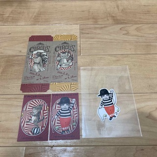 ヒグチユウコ展 トレーディングカード ステッカー(アート/エンタメ)
