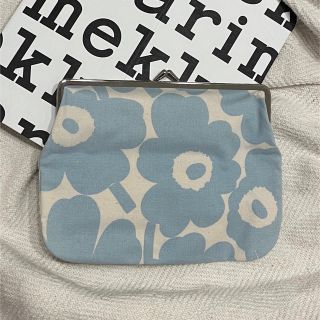 マリメッコ(marimekko)のマリメッコ　がま口ポーチ(ポーチ)