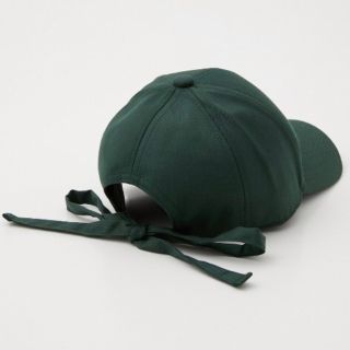 アズールバイマウジー(AZUL by moussy)のmoussyの深緑バックリボンキャップ🧢(キャップ)