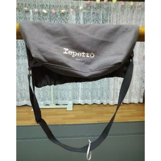 レペット(repetto)のレペット　綿生地ショルダーバッグ  新品同様(ショルダーバッグ)