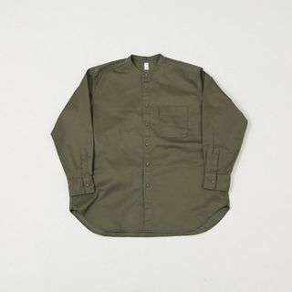 アバハウス(ABAHOUSE)の【カーキ】【KATO`】ワイド バンドカラーシャツ(シャツ)