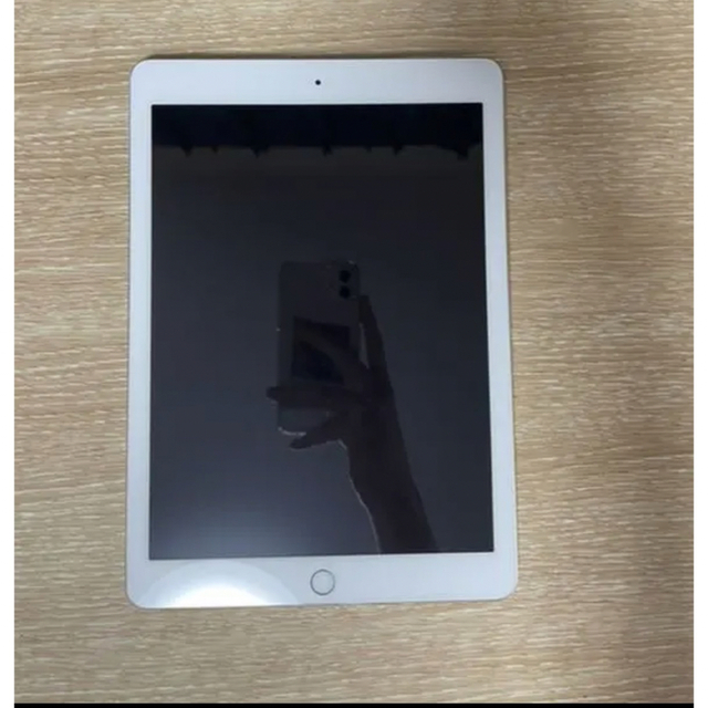 iPad (第6世代) 9.7インチ Retina 32GB Wi-Fi