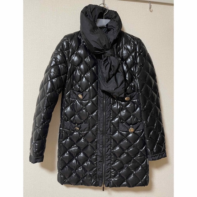 本物希少☆ Moncler モンクレール　ダウンジャケットのサムネイル