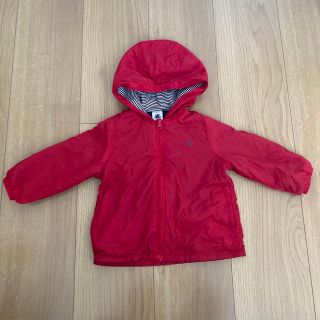 プチバトー(PETIT BATEAU)のプチバトー　パーカー　アウター　12m 74cm(ジャケット/コート)