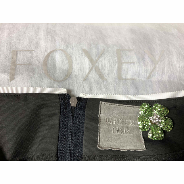 FOXEY(フォクシー)の♡フォクシーデイジーリン　スカート 38サイズ♡ レディースのスカート(ひざ丈スカート)の商品写真