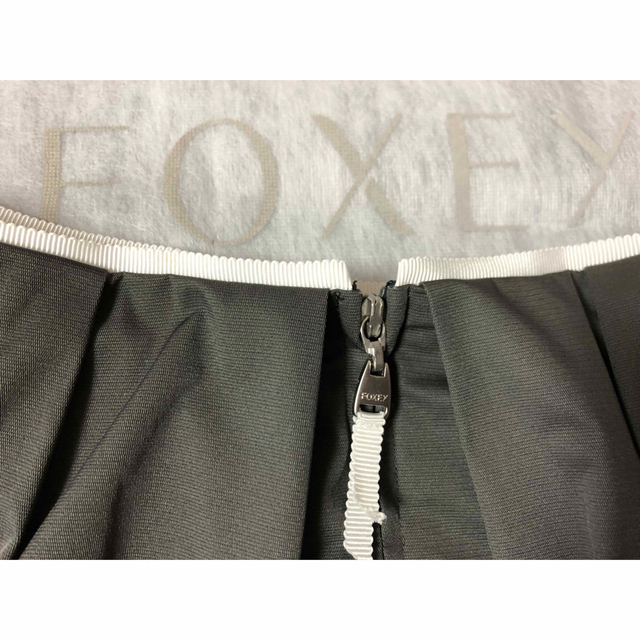 FOXEY(フォクシー)の♡フォクシーデイジーリン　スカート 38サイズ♡ レディースのスカート(ひざ丈スカート)の商品写真