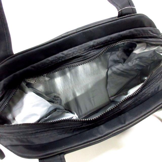 NIKE(ナイキ)のナイキ ボストンバッグ - 黒 化学繊維 レディースのバッグ(ボストンバッグ)の商品写真