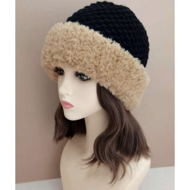 ZARA(ザラ)の防寒　モコモコ帽子　 レディースの帽子(ハット)の商品写真