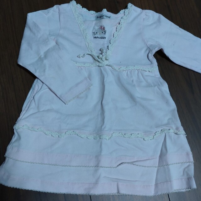 サンリオ(サンリオ)のキティ　ワンピース　90 キッズ/ベビー/マタニティのキッズ服女の子用(90cm~)(ワンピース)の商品写真