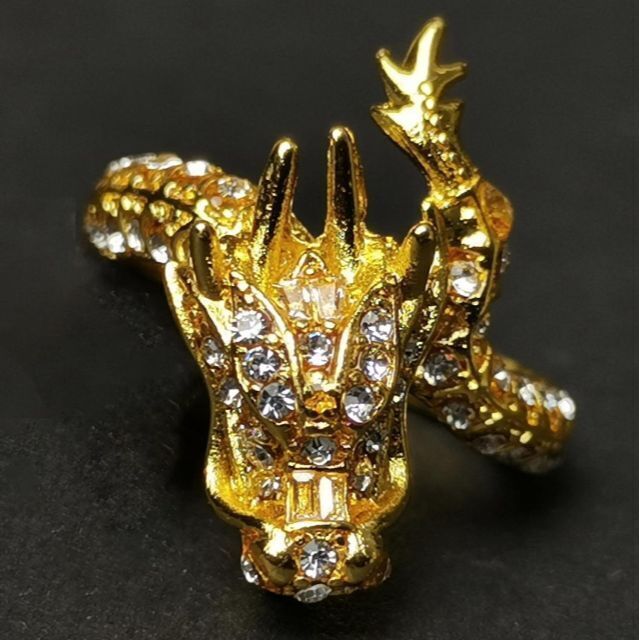 ドラゴン ゴールド リング ジルコニア 竜 龍 指輪 ジルコン アクセサリー メンズのアクセサリー(リング(指輪))の商品写真