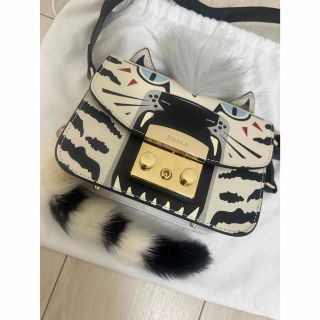 フルラ(Furla)の※専用【新品同様】貴重!!フルラ  メトロポリス ジャングル　ホワイトタイガー(ショルダーバッグ)