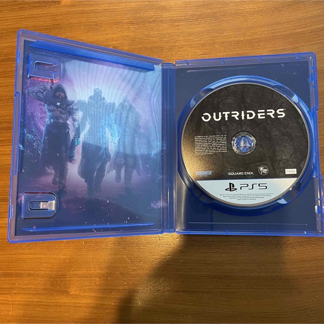 PlayStation(プレイステーション)のOUTRIDERS（アウトライダーズ） PS5 エンタメ/ホビーのゲームソフト/ゲーム機本体(家庭用ゲームソフト)の商品写真