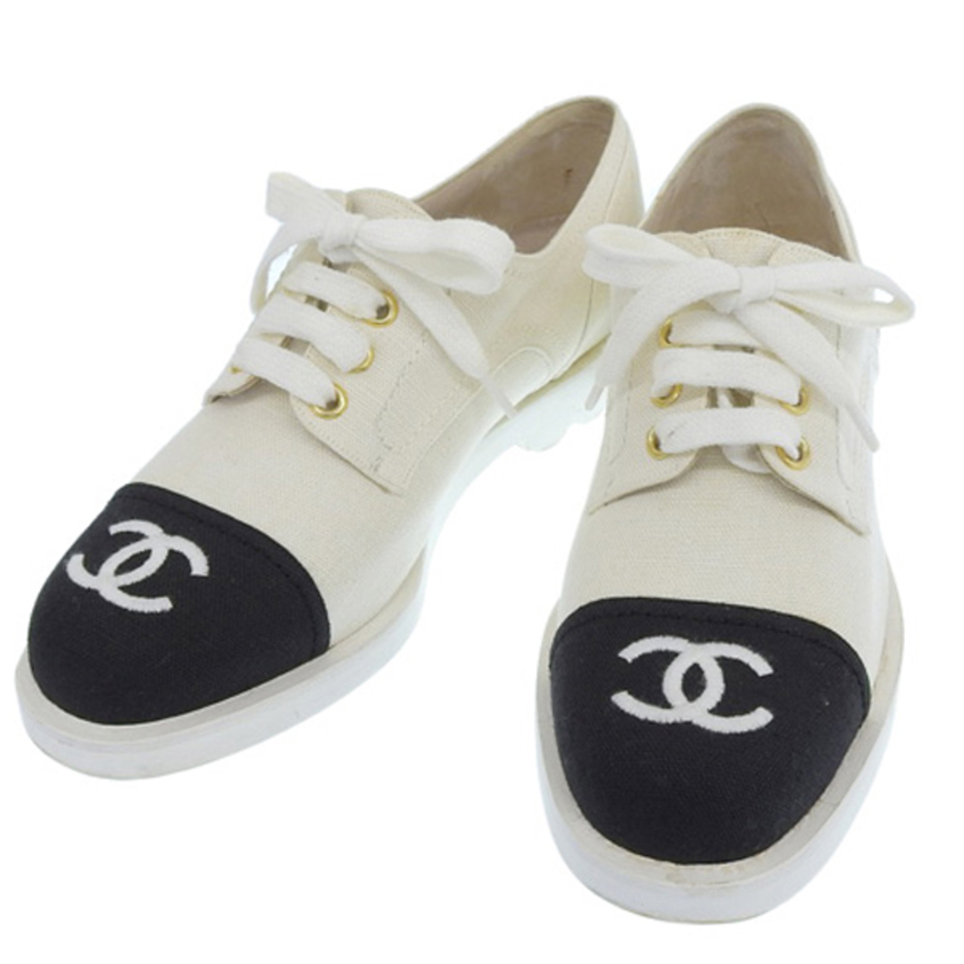 今季一番 CHANEL gy アイボリー 1/2 #36 スニーカー ココマーク