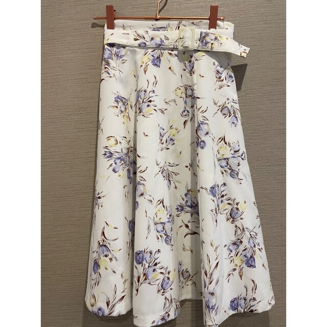 SALE/94%OFF】 セリーヌ 膝丈スカート プリーツスカート 台形 金