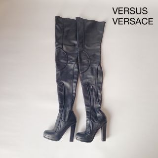 ヴェルサス(VERSUS)のVERSUS VERSACE サイハイブーツ　ニーハイブーツ　レザー　レディース(ブーツ)