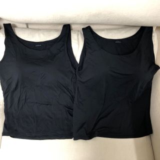 ユニクロ(UNIQLO)のユニクロ　エアリズムブラトップ　ブラックの3XL＋XXLのセット（2着）(アンダーシャツ/防寒インナー)