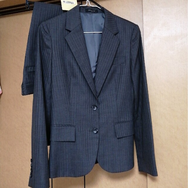 OFUON(オフオン)のパンツスーツ セット レディースのフォーマル/ドレス(スーツ)の商品写真