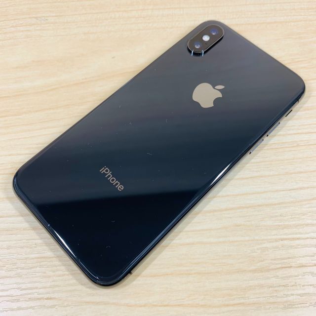 Apple(アップル)のSIMﾌﾘｰ ﾊﾞｯﾃﾘｰ100％ iPhone X 256GB P26 スマホ/家電/カメラのスマートフォン/携帯電話(スマートフォン本体)の商品写真