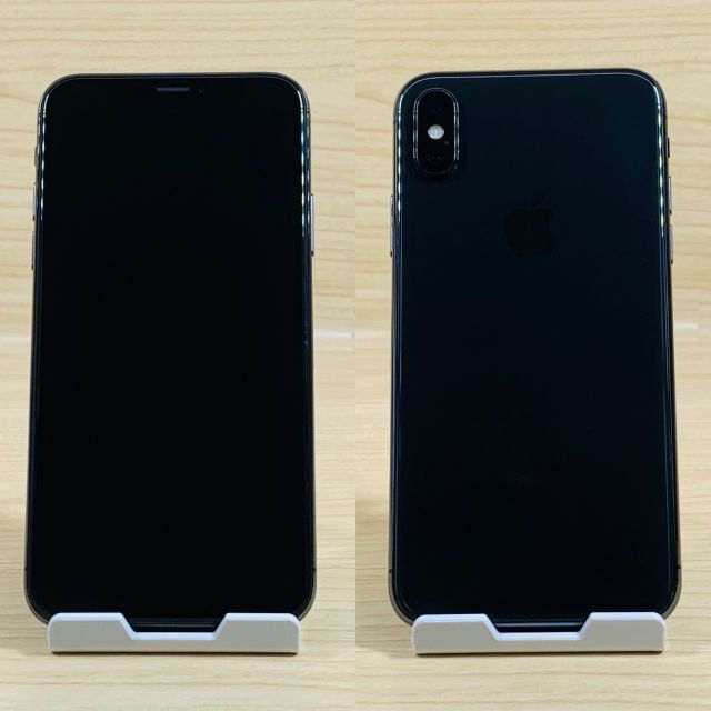 Apple(アップル)のSIMﾌﾘｰ ﾊﾞｯﾃﾘｰ100％ iPhone X 256GB P26 スマホ/家電/カメラのスマートフォン/携帯電話(スマートフォン本体)の商品写真