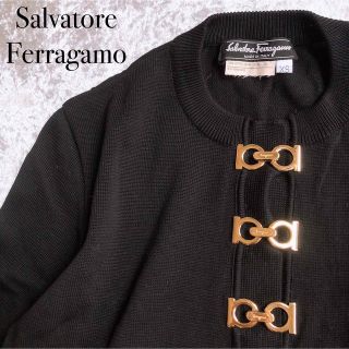 サルヴァトーレフェラガモ(Salvatore Ferragamo)の美品♡サルヴァトーレフェラガモ　半袖ニットトップス　黒　XS表記　ガンチーニ(カットソー(半袖/袖なし))