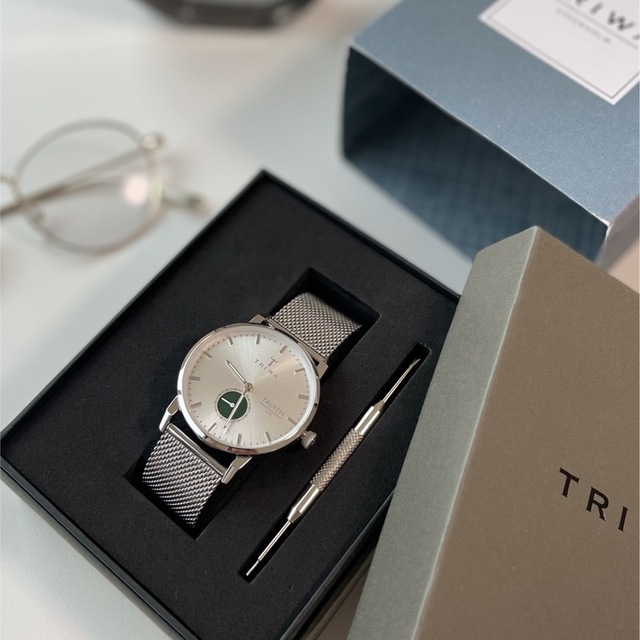 TRIWA(トリワ)の美品　TRIWA 腕時計　値下げ　流行り　グリーン　シルバー レディースのファッション小物(腕時計)の商品写真