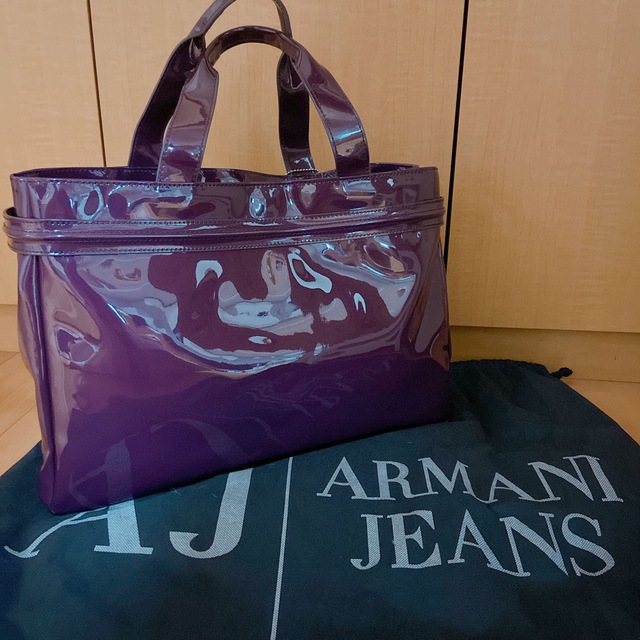 正規品　アルマーニジーンズ　エナメルトートバッグ ARMANI JEANS