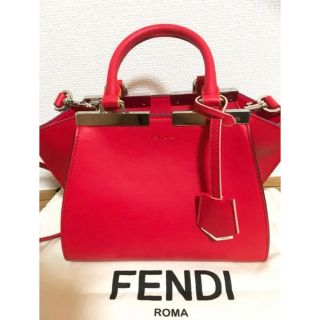 フェンディ(FENDI)のフェンディ トロワジュール　ミニ　カーフレザー　2way   ハンドバッグ(ハンドバッグ)