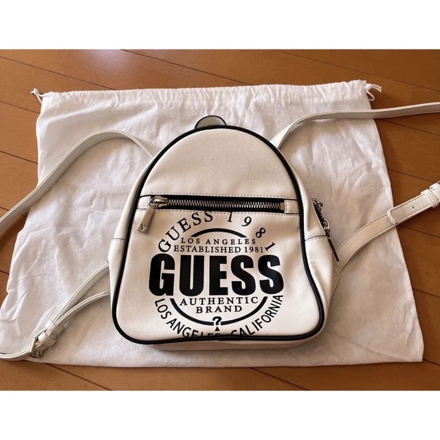 GUESS リュック