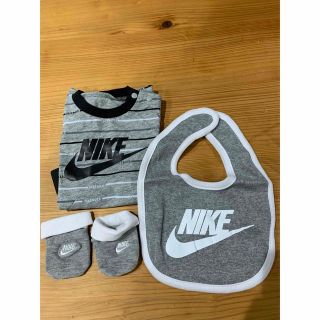 ナイキ(NIKE)のナイキ　半袖ロンパース(ロンパース)