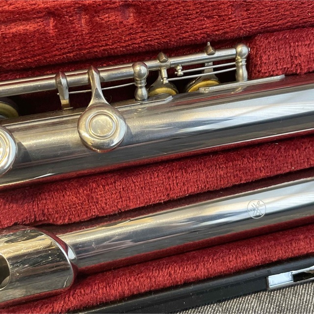 ヤマハ(ヤマハ)のYAMAHA ヤマハ フルートYFL211 ハードケース付き 楽器の管楽器(フルート)の商品写真