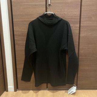 ISSEY MIYAKE - 【タグ付き新品】オムプリッセ タートルネックの通販