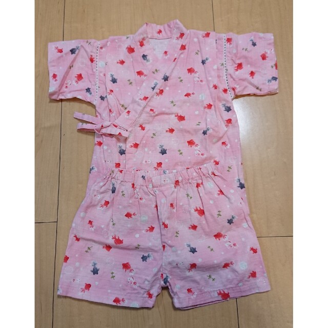 キッズ 甚平 90cm ピンク キッズ/ベビー/マタニティのキッズ服女の子用(90cm~)(甚平/浴衣)の商品写真