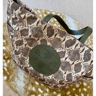 トリーバーチ(Tory Burch)のTory Burch トリーバーチ トートバッグ カモフラージュ柄  (トートバッグ)