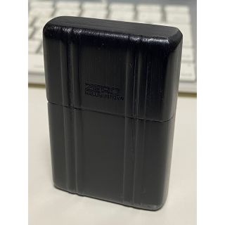 ジッポー(ZIPPO)のZippo/ライター/ゼロハリバートン/2004年/マットブラック/ビンテージ(タバコグッズ)