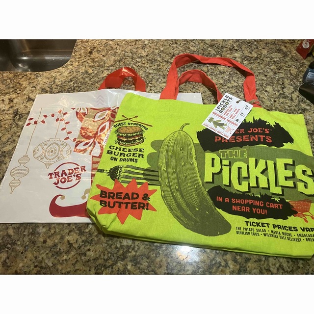 Trader Joe’s バッグ　Texas,pickles テキサス　ピクルス レディースのバッグ(エコバッグ)の商品写真